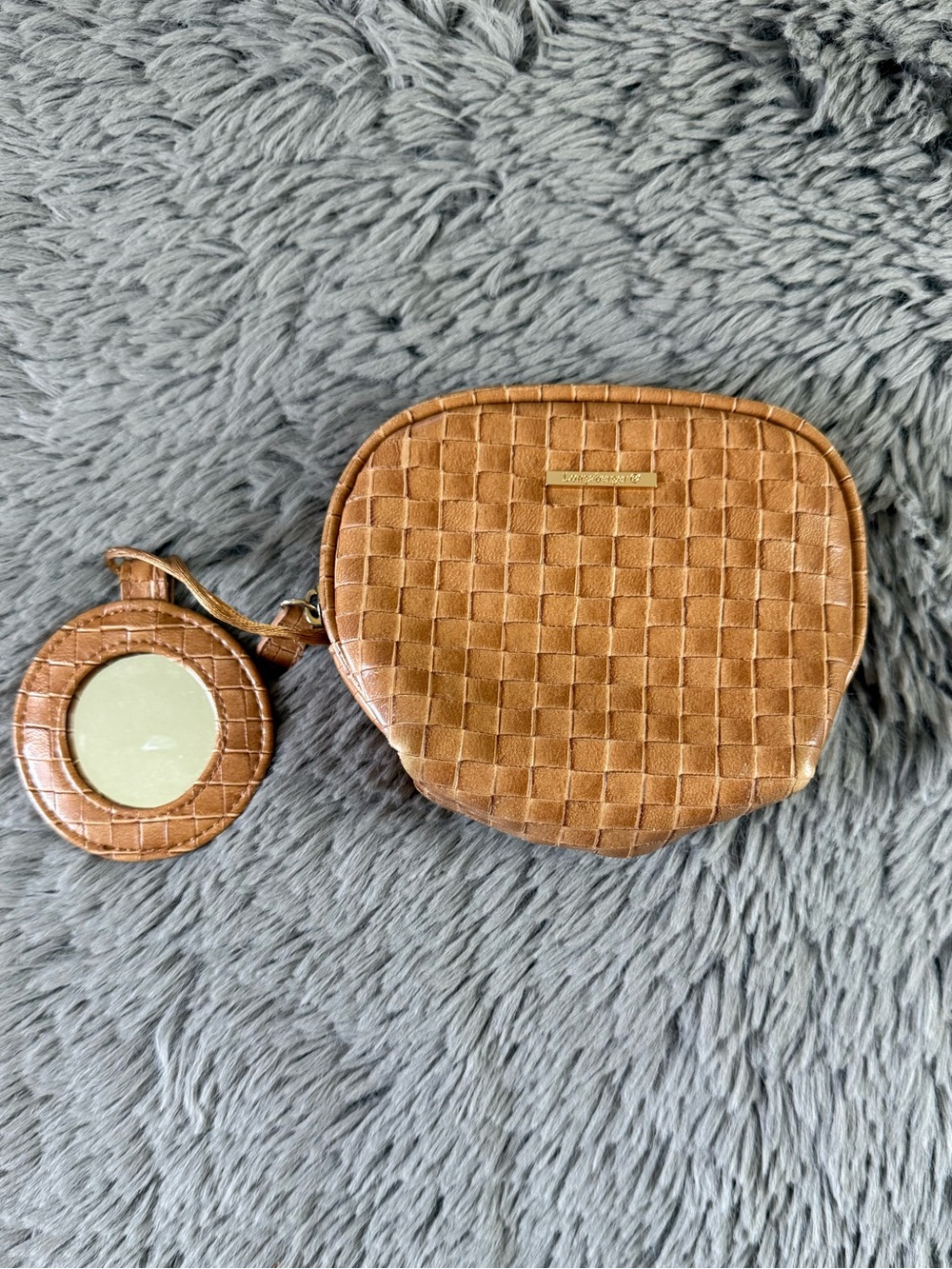 Longaberger Homestead Woven Faux Leather Coin Purse & Mirror Set Tan Brown